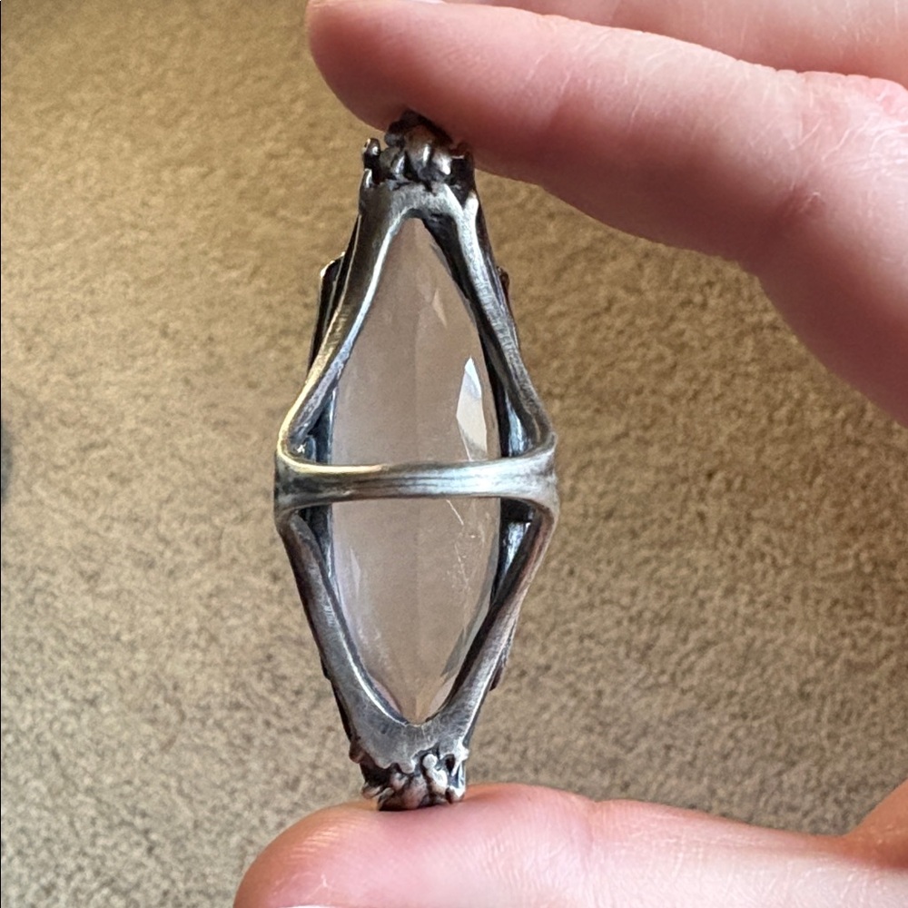 🖤SOLD🖤 Bloodmilk | Pale Rose Quarts Aphrodite Ring - Picture 6 of 7